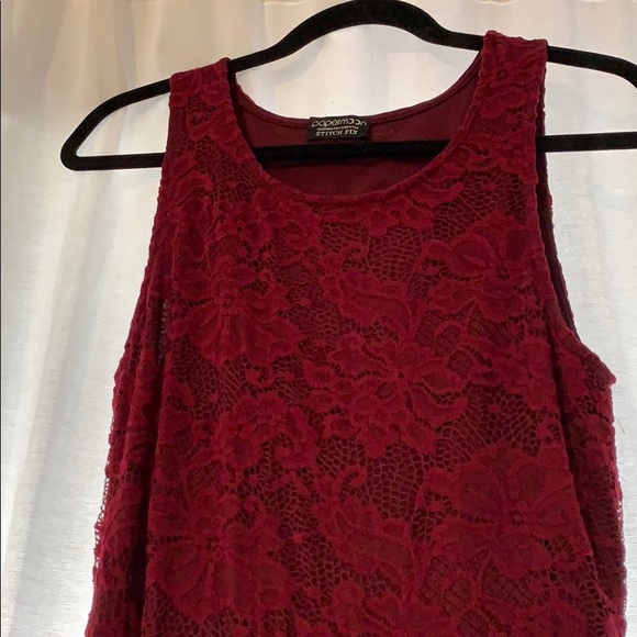 Burgundy lace dress - Picture 2 of 4